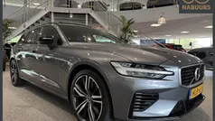 Grijs Gebruikt 2019 Volvo V60 R-Design Stationwagen | € 28.750 (Eerlijke prijs)