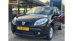 Gebruikt 2012 Dacia Sandero Hatchback | € 2.950 (Eerlijke prijs)
