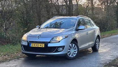 Grijs Occasion 2013 Renault Mégane GrandTour Collection Stationwagen | € 3.950 (Eerlijke prijs)