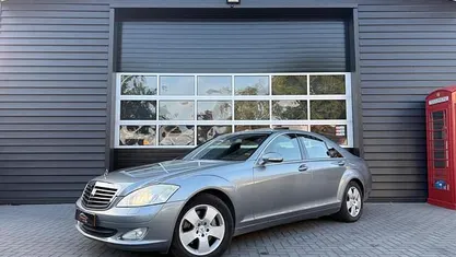 Grijs Gebruikt 2007 Mercedes S320 Prestige Sedan | € 9.950 (Eerlijke prijs)
