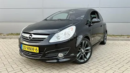 Occasion 2009 Opel Corsa Cosmo Hatchback | € 1.949 (Eerlijke prijs)