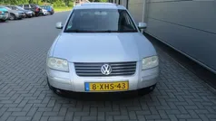 Grijs Gebruikt 2002 VW Passat Highline Sedan | € 2.950 (Eerlijke prijs)