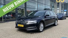 Zwart, metallic lak Gebruikt 2020 Skoda Superb Business Line Stationwagen | € 26.950 (Eerlijke prijs)