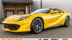 Geel, metallic lak Gebruikt 2019 Ferrari 812 Coupé | € 374.950 (Super prijs)