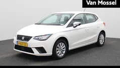 Wit Gebruikt 2022 Seat Ibiza Style Hatchback | € 15.900 (Eerlijke prijs)