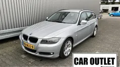 Grijs, metallic lak Gebruikt 2010 BMW 318 Stationwagen | € 5.750 (Eerlijke prijs)