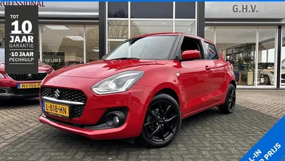 Rood Gebruikt 2021 Suzuki Swift Hatchback | € 13.950 (Eerlijke prijs)