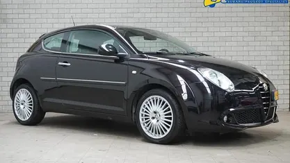 Zwart Gebruikt 2013 Alfa Romeo MiTo Hatchback | € 7.450 (Eerlijke prijs)