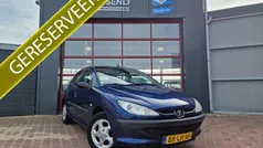 Blauw Gebruikt 2003 Peugeot 206 Hatchback | € 999 (Eerlijke prijs)