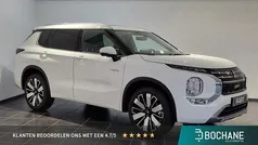 Gebruikt 2025 Mitsubishi Outlander Instyle SUV | € 56.945 (Goede deal)