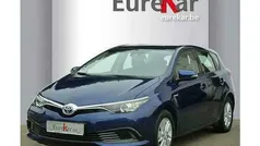 Blauw Gebruikt 2016 Toyota Auris Active Sedan | € 12.990 (Eerlijke prijs)