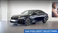 Zwart Gebruikt 2023 BMW 545e Comfort Edition Sedan | € 59.900 (Eerlijke prijs)