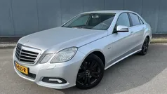 Grijs Gebruikt 2009 Mercedes E250 Avantgarde Sedan | € 9.850 (Eerlijke prijs)