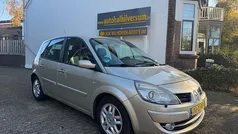 Gebruikt 2008 Renault Scénic II MPV | € 1.499 (Eerlijke prijs)