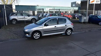 Occasion Peugeot 206 75 PK (55 kW) 2000 Hatchback