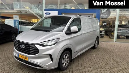 Gebruikt 2024 Ford Transit Custom Limited Van | € 35.745 (Eerlijke prijs)