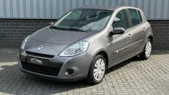 Grijs Gebruikt 2010 Renault Clio R.S. Authentique Hatchback | € 2.749 (Goede deal)