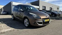 Bruin Gebruikt 2011 Renault Scénic III Dynamique MPV | € 3.950 (Eerlijke prijs)