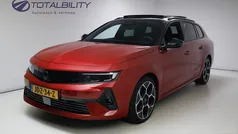 Rood Gebruikt 2024 Opel Astra Ultimate Stationwagen | € 28.950 (Goede deal)