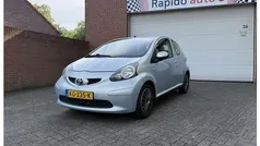 Blauw Gebruikt 2006 Toyota Aygo Hatchback | € 1.885 (Eerlijke prijs)