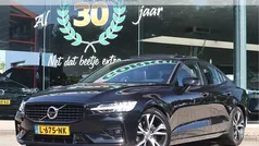 Gebruikt 2021 Volvo S60 R-Design Sedan | € 27.950 (Eerlijke prijs)