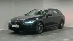 Zwart Gebruikt 2021 BMW 520 Stationwagen | € 39.880 (Eerlijke prijs)