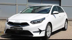 Wit Gebruikt 2022 Kia Ceed Hatchback | € 19.950 (Eerlijke prijs)