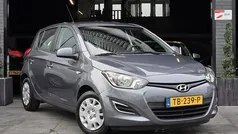 Grijs Gebruikt 2014 Hyundai i20 Hatchback | € 5.944 (Eerlijke prijs)