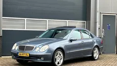 Blauw Gebruikt 2005 Mercedes E350 Avantgarde Sedan | € 5.950 (Eerlijke prijs)
