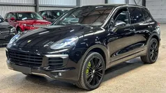 Zwart Gebruikt 2015 Porsche Cayenne SUV | € 28.500 (Eerlijke prijs)