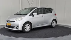 Gebruikt 2011 Toyota Verso-S MPV | € 6.950 (Eerlijke prijs)
