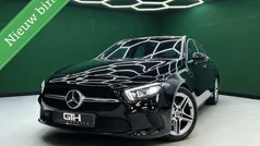Zwart Gebruikt 2019 Mercedes A180 Premium Plus Hatchback | € 23.150 (Super prijs)