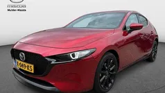 Gebruikt 2021 Mazda 3 Inclusive Hatchback | € 22.450 (Eerlijke prijs)