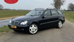 Blauw Gebruikt 2003 Mercedes 240 Avantgarde Stationwagen | € 2.450 (Eerlijke prijs)