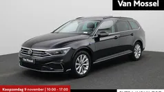 Zwart Gebruikt 2022 VW Passat Business Stationwagen | € 27.400 (Eerlijke prijs)