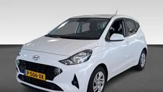 Wit metallic Gebruikt 2022 Hyundai i10 Comfort Hatchback | € 12.930 (Eerlijke prijs)