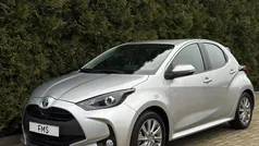 Zilver Gebruikt 2022 Toyota Yaris Hybrid Active Hatchback | € 20.890 (Eerlijke prijs)