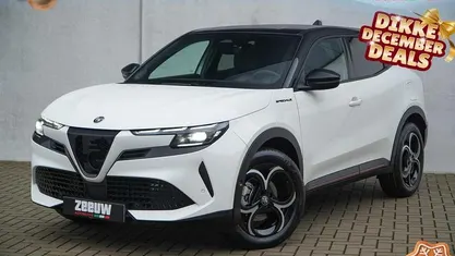 Gebruikt 2025 Alfa Romeo Junior Edizione Speciale SUV | € 38.450 (Eerlijke prijs)