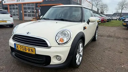 Wit Gebruikt 2011 Mini ONE Hatchback | € 4.398 (Eerlijke prijs)