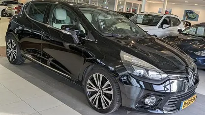 Zwart Gebruikt 2015 Renault Clio IV GT Hatchback | € 7.444 (Goede deal)