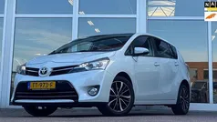 Wit Gebruikt 2018 Toyota Verso MPV | € 17.744 (Eerlijke prijs)