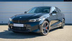 Zwart Gebruikt 2025 BMW 330e M Sport Sedan | € 52.950 (Eerlijke prijs)