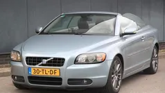 Blauw Gebruikt 2006 Volvo C70 Momentum Cabriolet | € 7.850 (Eerlijke prijs)