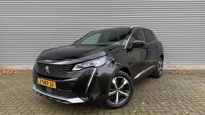 Zwart Occasion 2022 Peugeot 3008 GT-line SUV | € 21.990 (Eerlijke prijs)