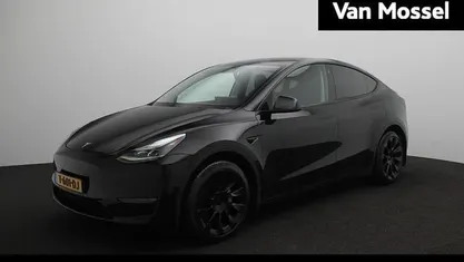 Occasion Tesla Model Y Long Range AWD 378 kW (514 PK) 2023 Zwart SUV
