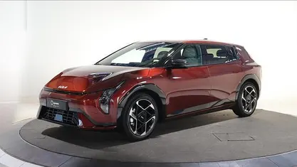 Rood Nieuw 2026 Kia EV4 GT-Line Hatchback | € 42.720 (Eerlijke prijs)