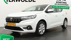 Wit Gebruikt 2022 Dacia Sandero Comfort Hatchback | € 12.795 (Eerlijke prijs)