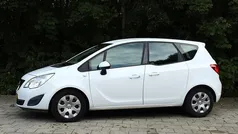 Wit Gebruikt 2012 Opel Meriva Edition MPV | € 4.249 (Eerlijke prijs)