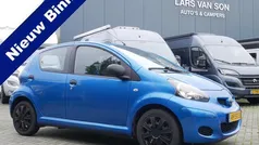 Blauw Gebruikt 2011 Toyota Aygo Cool Hatchback | € 2.250 (Eerlijke prijs)