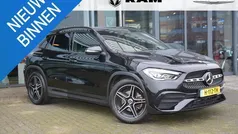 Zwart Gebruikt 2020 Mercedes GLA200 AMG line SUV | € 34.950 (Eerlijke prijs)